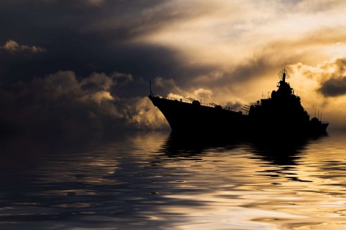 The World’s Largest Warship is Over 3 Football Fields Long