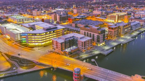The 20 Best Cities For Retirees Looking to Downsize and Get More Bang for Their Buck