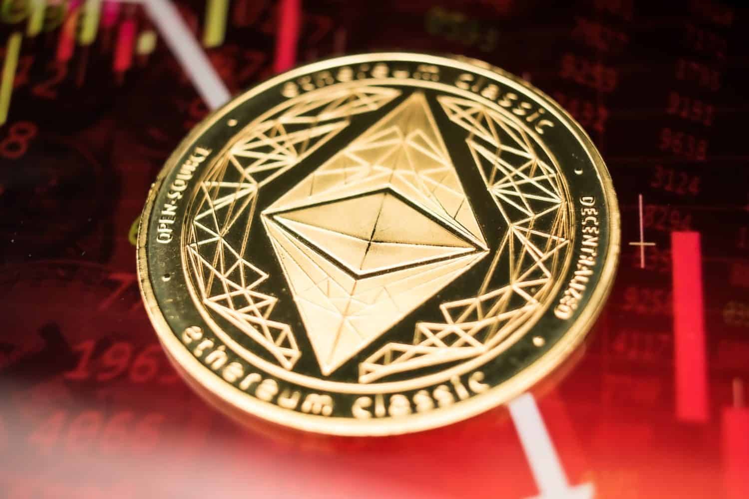 Ethereum Crashes 45% From $4,950 Peak: Why Layer 2s Are Killing ETH’s Value