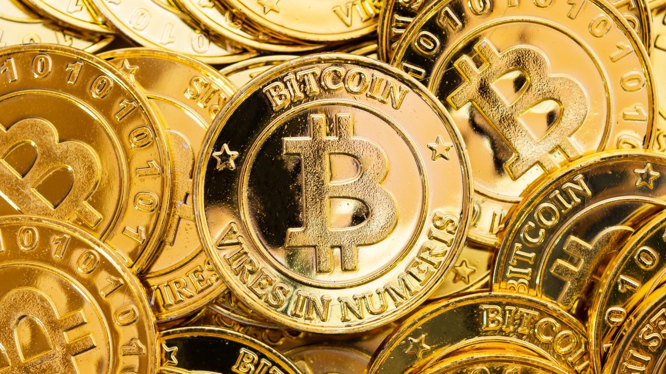 Top 5 Cryptos Analysts Are Watching After the Market Correction