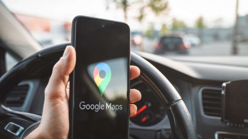 Autofahrer stirbt bei Sturz von Brücke: Familie gibt Google Maps die Schuld – und zieht nun vor Gericht