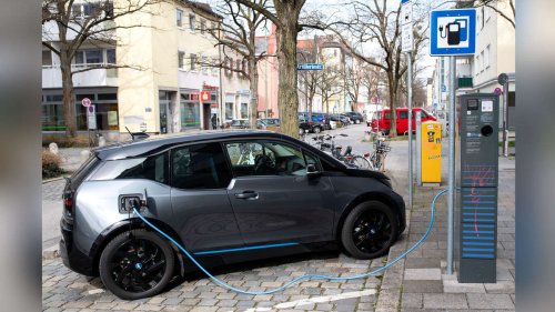 Stromnetze überlastet: Drehen Baerbock, Scholz oder Laschet Elektromobilität den Hahn zu?