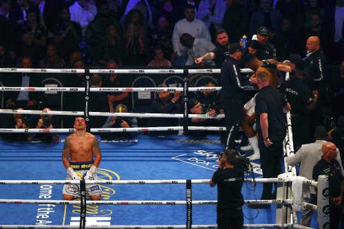 Schock-Pleite gegen Usyk : Joshua verliert alle Titel