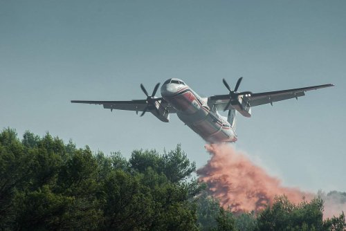 Actualités du jour : moyens de lutte renforcés contre l'incendie de Landiras, 18 départements en vigilance canicule
