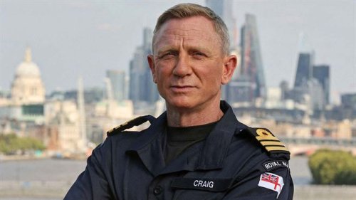 Daniel Craig a désormais le même grade que James Bond
