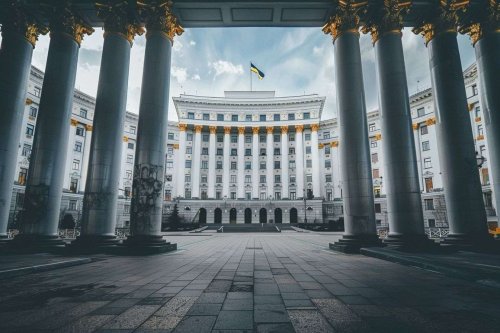 Qu'est-ce que l'"administration transitoire" en Ukraine voulue par Poutine ?