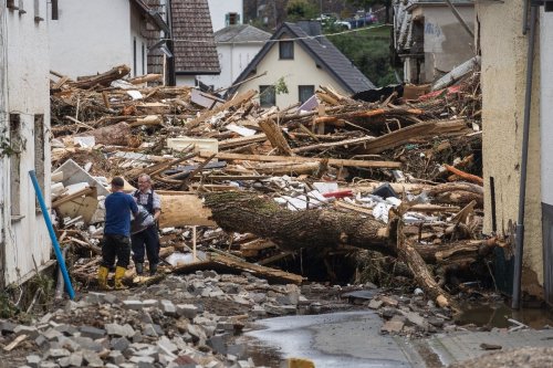 Europe picks through rubble from deluge as death toll soars