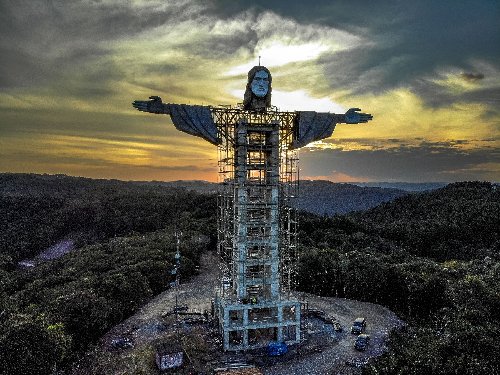 Brazil building new giant Christ statue, taller than Rio's