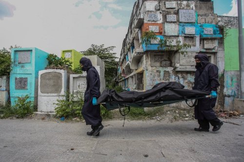 Philippine drug war dead exhumed as grave leases expire