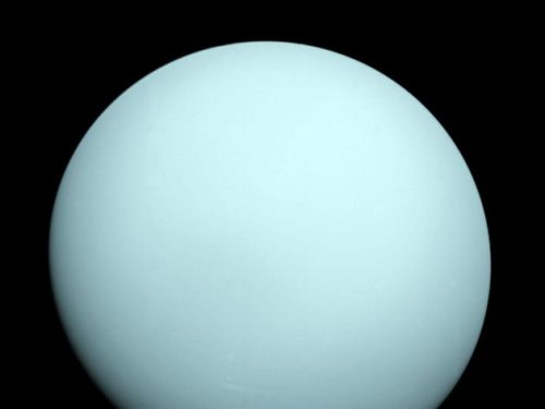 Forschungsteam macht überraschenden Uranus-Fund in alten „Voyager“-Daten