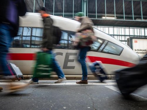 Vorfall im Zug der Deutschen Bahn erregt Ärger: „Ich könnte heulen vor Wut“
