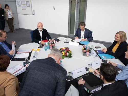 Tarifgespräche für öffentlichen Dienst werden Geduldsprobe