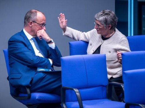 Bürgergeld, Mindestlohn, Asyl: Grüne werfen Merz „unsortiertes“ Chaos bei Koalitionsbildung vor