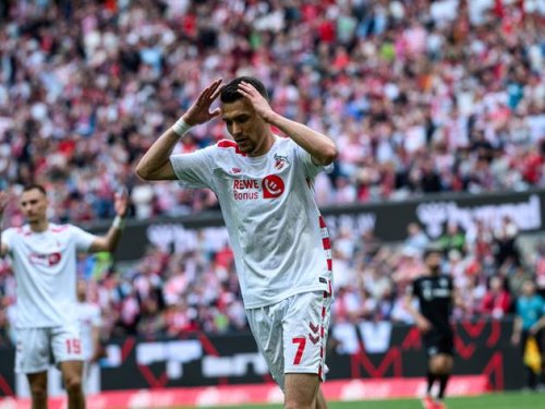 Köln-Star sagt Medizincheck ab – jetzt Wechsel zu Rekordmeister?