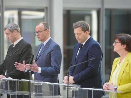 „Sofort aus den Verhandlungen abziehen“: Politiker appelliert an Merz wegen Russland-Aussagen mancher
