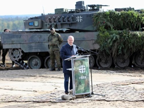 Deutsche Panzer in Ukraine angekommen: Scholz bestätigt Lieferung
