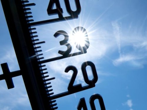 „Die erste Hitze kommt“: 30 Grad in NRW möglich – und es könnte scheppern