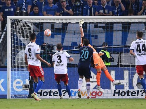 Nach Relegations-Drama gegen seinen HSV: Hertha-Trainer Magath tritt zurück