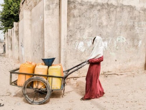Frauen und Babys aus „Babyfabrik“ in Nigeria gerettet