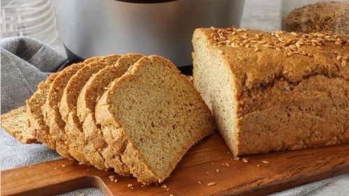 Abnehmen mit Low-Carb-Brot ohne Mehl: Dieses Brot macht lange satt und geht schnell