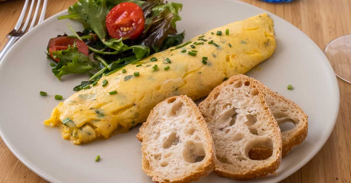 How to Make a French Rolled Omelette at Home