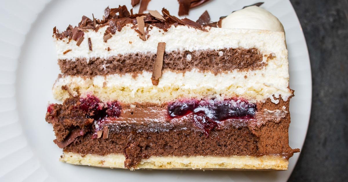 13 Irresistible German Desserts and Pastries
