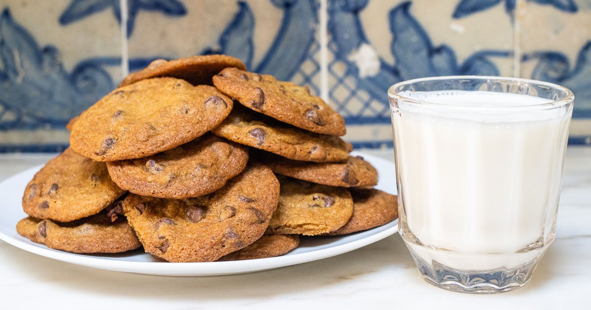 How to Bake Toll House Chocolate Chip Cookies by Weight