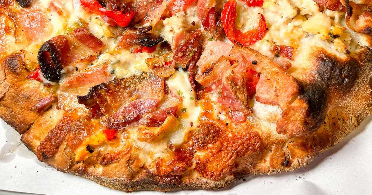 New Haven Pizza Guide – 4 Pizzerias Not to Miss