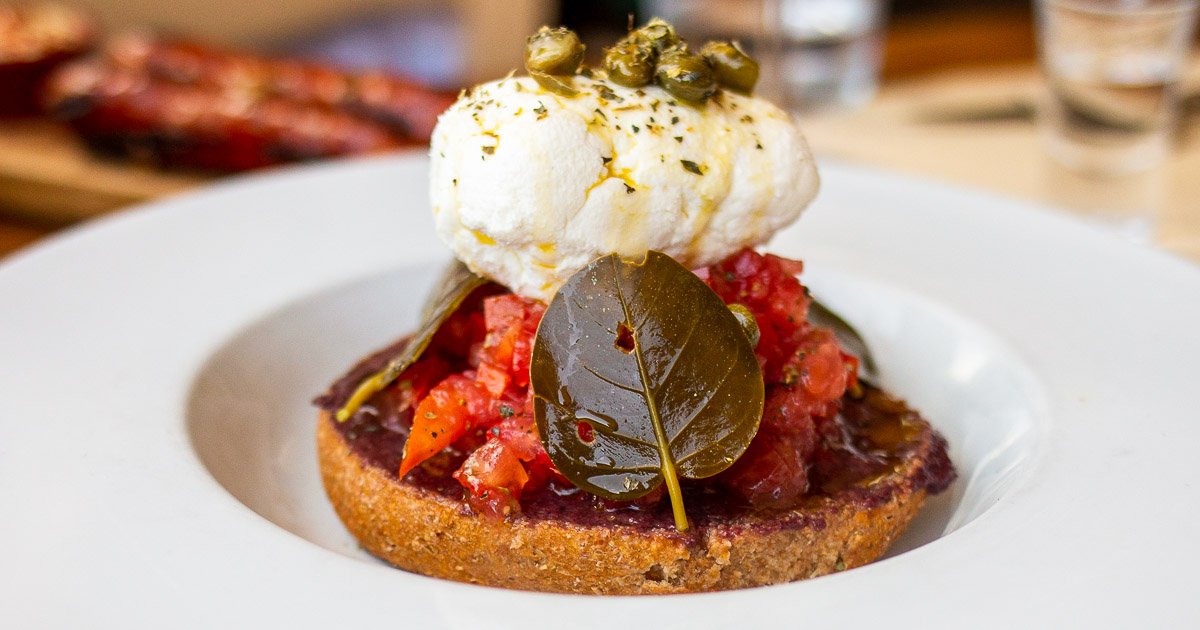 11 Santorini Food Favorites That You Will Love