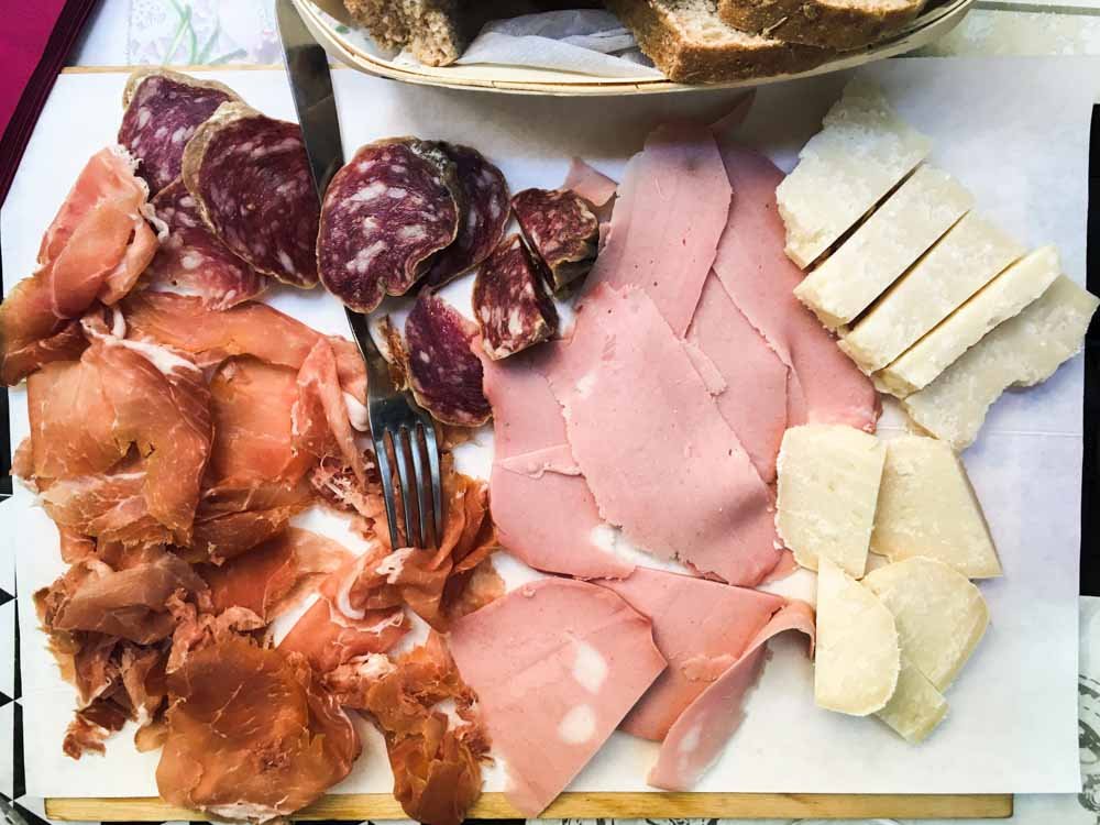 10 Tasty Bologna Food Experiences