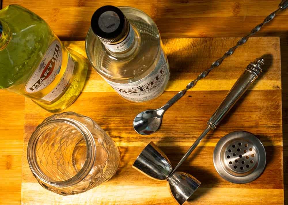 10 Bartender Tools for Lazy Mixologists