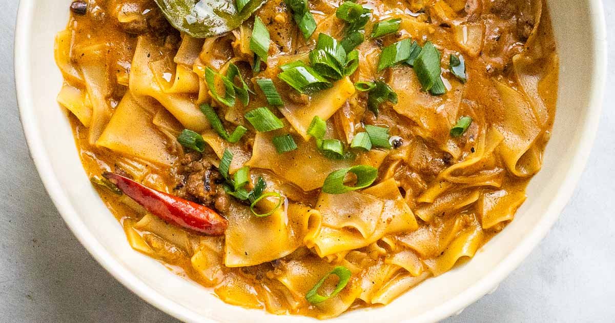 Thai Panang Curry Noodles with Meat Sauce