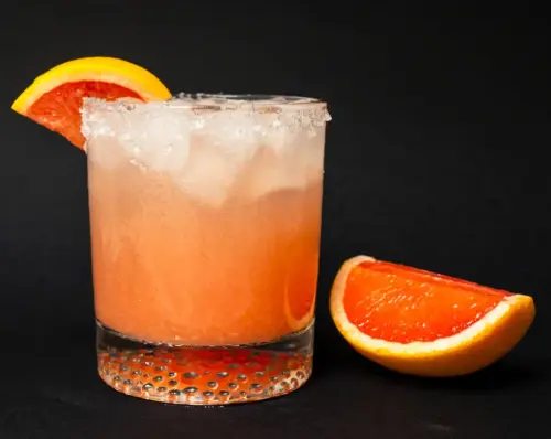 Salty Dog Cocktail: Ideal for the Dog Days of Summer