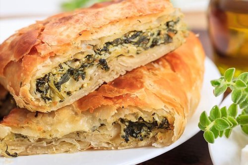 Easy Spinach & Cheese Pie Recipe (Erbazzone): A Savory Italian Pie ...