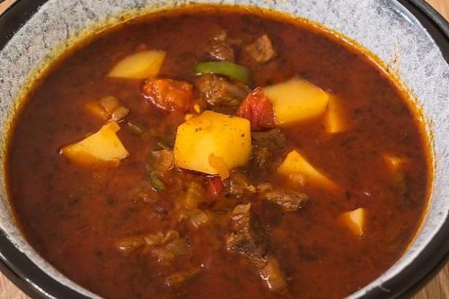 Welcome Soup Season With This Hearty Hungarian Goulash Soup Recipe | Soups | 30Seconds Food