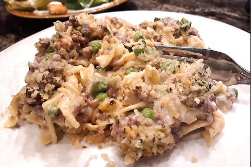 Amish Yumasetti Casserole Recipe: A Creamy Traditional Amish Ground Beef & Noodles Recipe | Amish Recipes | 30Seconds Food