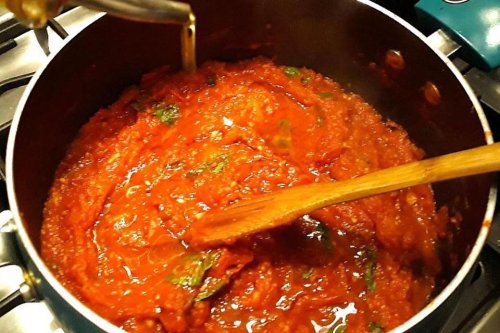 Best Pasta Sauce Recipe Ever: 4-Ingredient Spaghetti Sauce Recipe Starts With Fresh Tomatoes