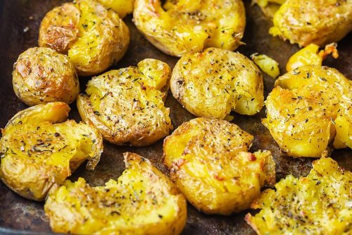 Chef's Crispy Baked Garlic Herb Smashed Potatoes Recipe Will Become a Family Favorite