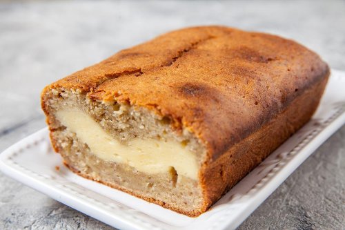Blue Ribbon Vanilla Cream Cheese-Stuffed Banana Bread Recipe
