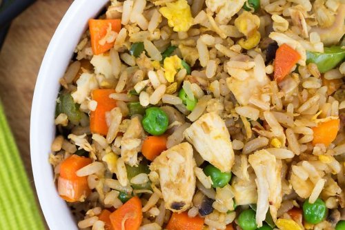 Hibachi Fried Rice Recipe: A Chef Cracked the Code for Hibachi-Style Rice at Home | Side Dishes | 30Seconds Food