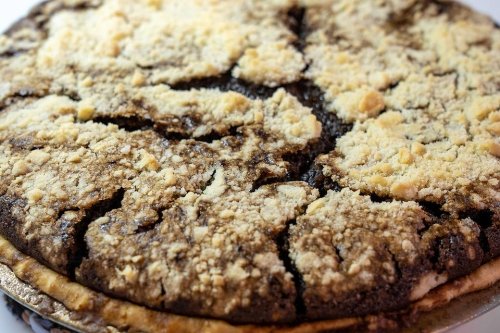 Amish Shoofly Pie Recipe: This Pennsylvania Dutch Shoofly Pie Is Bursting With Sweet Old-Fashioned Goodness