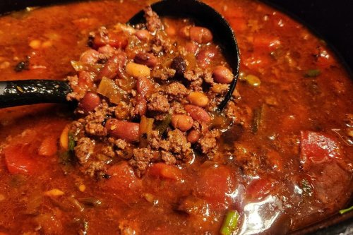 Quick 4-Bean Ground Beef Chili Recipe: A Hearty Chili Dinner Fast | Soups | 30Seconds Food