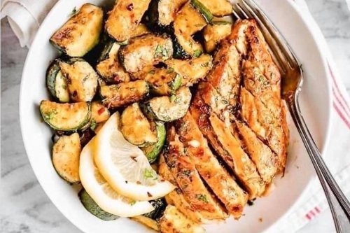 Healthy Asado Chicken Recipe With Zucchini Is Full of Flavor
