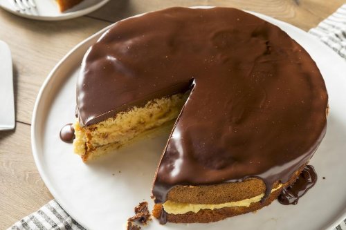 Grandma-Approved Boston Cream Pie Recipe: The Easiest Boston Cream Pie Recipe Ever | Cakes/Cupcakes | 30Seconds Food