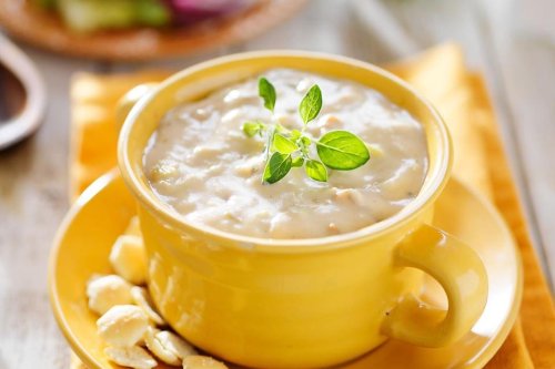 My Mom's Creamy New England Clam Chowder Recipe Is the Best
