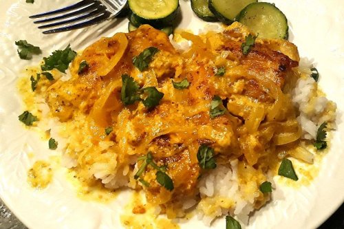 Creamy Turmeric Chicken Recipe: This 30-Minute Turmeric Chicken Recipe Is a Healthy One-Pot Meal | Poultry | 30Seconds Food