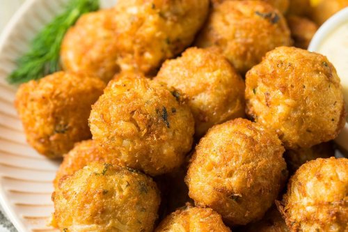 Crispy Crab Balls Recipe: Sweet, Moist Crab Meat Balls Can Be an Appetizer or Main Dish | Appetizers | 30Seconds Food