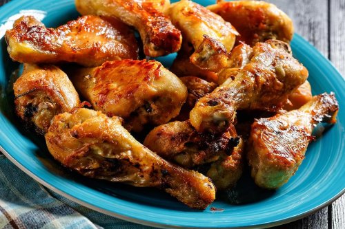 5-Ingredient Baked Chicken Recipe Is Crispy, Juicy & Seasoned to Perfection