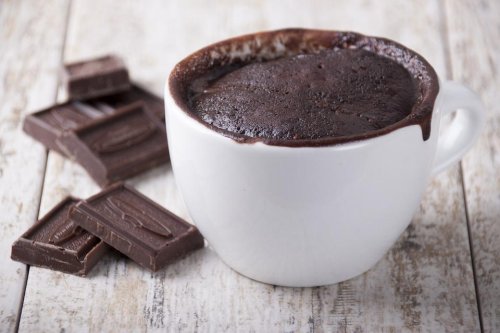 5-Minute Chocolate Peanut Butter Mug Cake Recipe Is Absolutely Irresistible