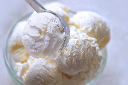 2-Ingredient No-Churn Vanilla Ice Cream Recipe Will Blow Your Mind